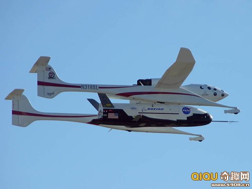 ����ֽ��е�һ���Է��У�Scaled Composite<a href=http://www.xinjiewang.com target=_blank class=infotextkey>��˾</a>�����&ldquo;��ɫ��ʿ&rdquo;���طɻ�����X-37����̫�ա�